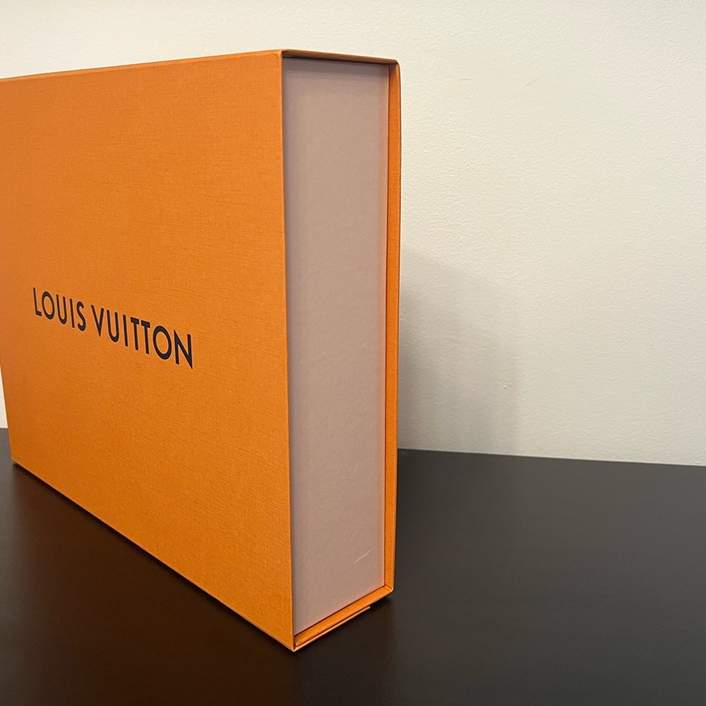 🛍️Louis Vuitton Box 14.5” x 12” x 3” - Picture 2 of 7